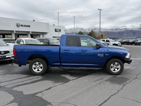 Used 2019 RAM 1500 Classic SLT w/ Luxury Group image 5
