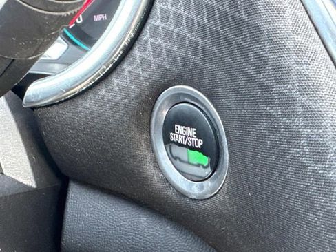 Used 2016 Chevrolet Malibu LT image 35