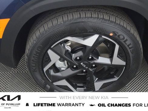 New 2026 Kia Seltos EX image 21