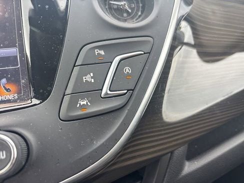 Used 2019 Buick Envision Premium w/ Driver Confidence Package AWD/4WD image 17