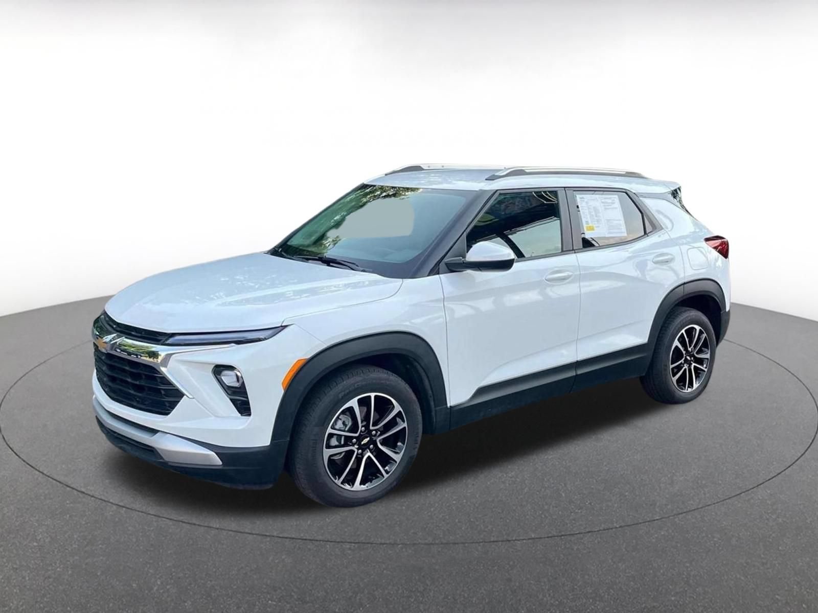 Used 2025 Chevrolet TrailBlazer LT FWD image 7