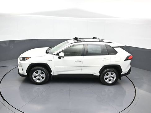 Used 2021 Toyota RAV4 XLE w/ Convenience Package AWD/4WD image 42
