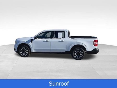 Used 2024 Ford Maverick Lariat image 6