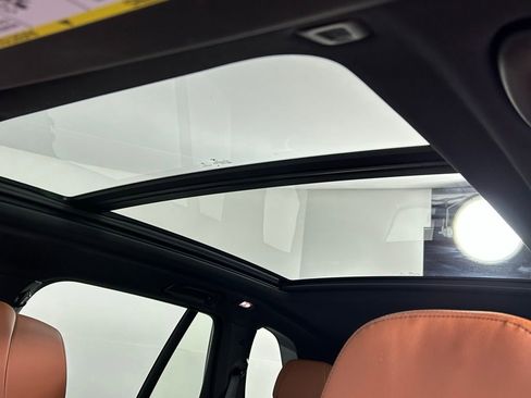 Used 2026 BMW X5 xDrive40i w/ M Sport Package image 37