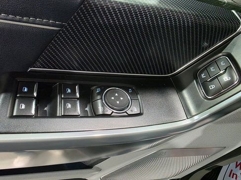 Used 2022 Ford F150 Limited image 19