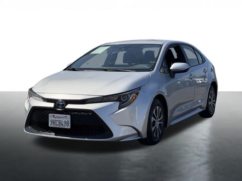 Used 2022 Toyota Corolla LE w/ Carpet Mat Package (TMS) FWD image 4