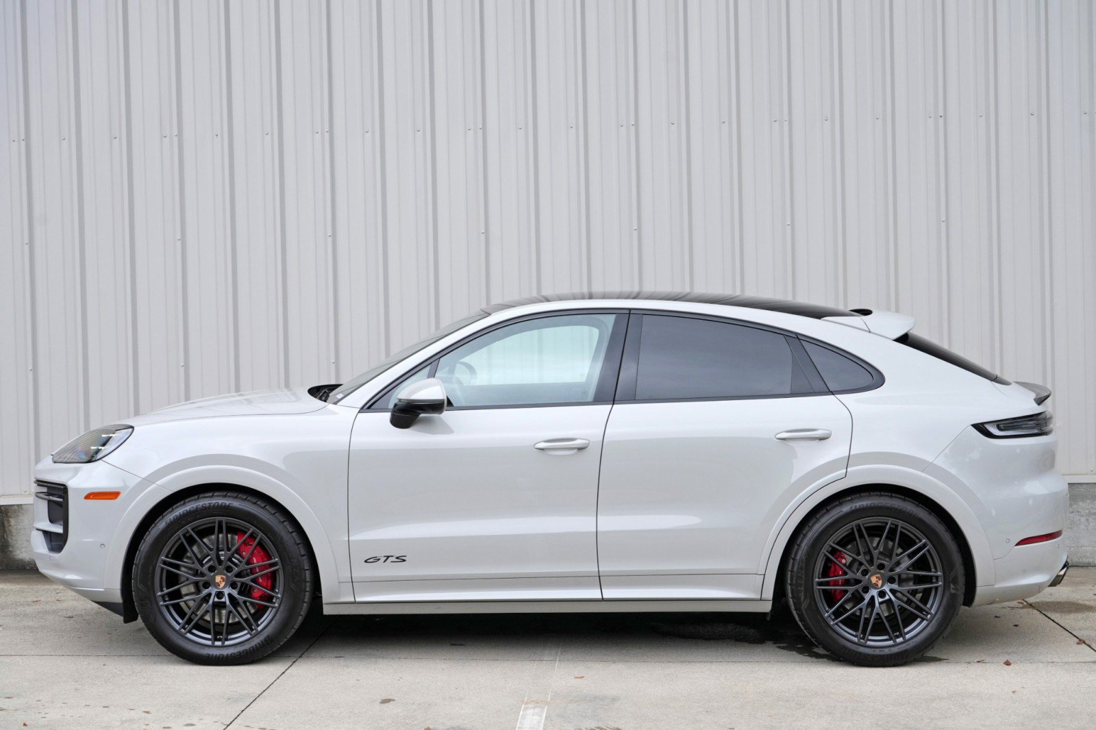 Used 2026 Porsche Cayenne GTS AWD/4WD image 53
