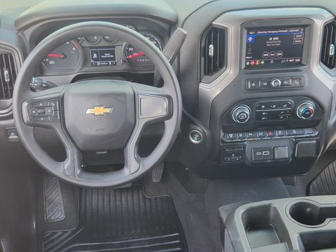 Used 2024 Chevrolet Silverado 2500 Custom w/ Custom Value Package AWD/4WD image 27