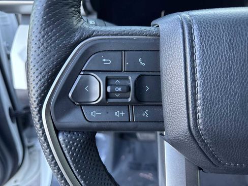 Used 2024 Toyota Tacoma TRD Off-Road image 24