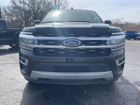 Used 2023 Ford Expedition Max Limited image 14