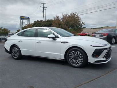 Used 2024 Hyundai Sonata Limited