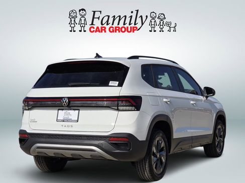 New 2026 Volkswagen Taos S FWD image 4