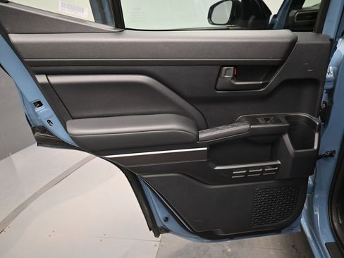 Certified 2025 Toyota 4Runner TRD Sport image 28