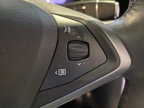 Used 2018 Tesla Model X image 16