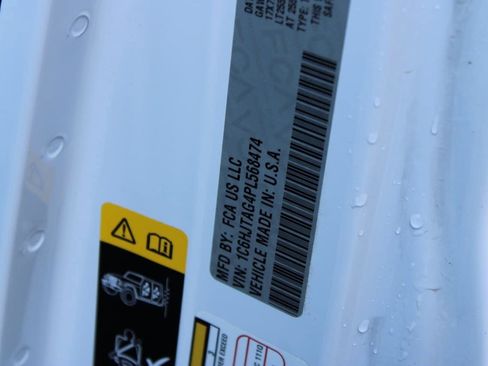 Used 2023 Jeep Gladiator Sport image 26