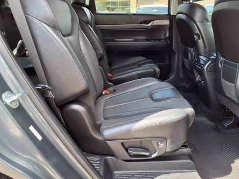 Used 2021 Hyundai Palisade SEL w/ Premium Package FWD image 14