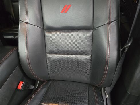 Used 2024 Dodge Durango GT image 19