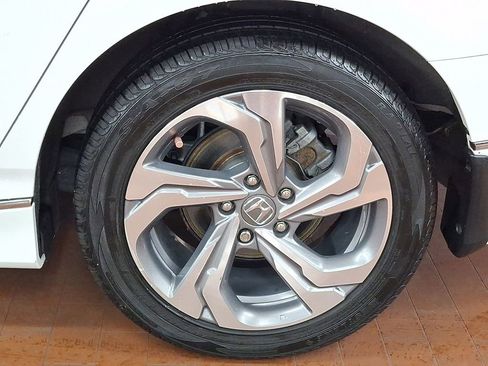 Used 2019 Honda Accord EX-L image 6