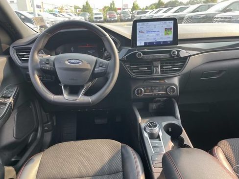 Used 2025 Ford Escape ST-Line Select AWD/4WD image 15