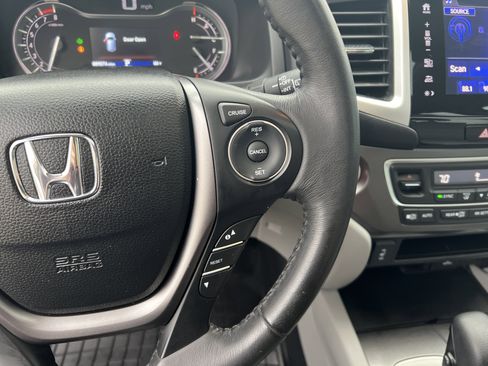 Used 2017 Honda Pilot EX-L image 19