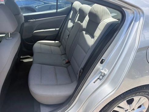 Used 2020 Hyundai Elantra SEL FWD image 14