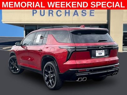 Used 2024 Chevrolet Traverse RS