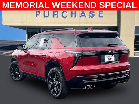 Used 2024 Chevrolet Traverse RS AWD/4WD image 4