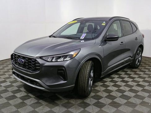 Used 2023 Ford Escape ST-Line w/ Tech Pack #1 image 5