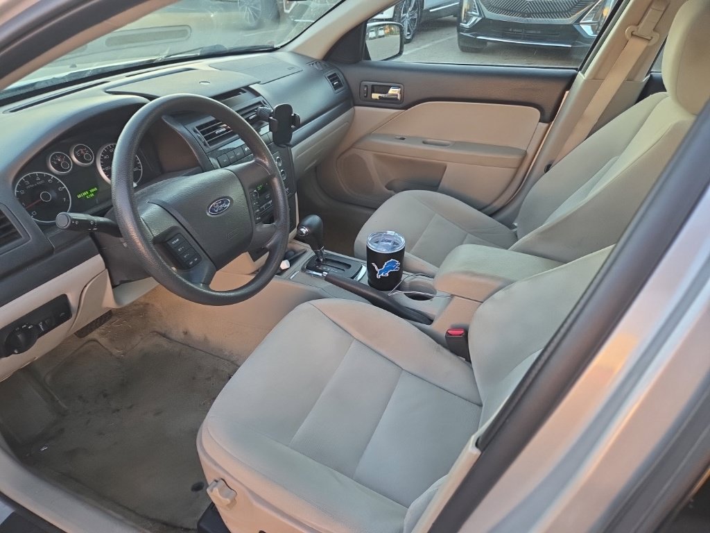 Used 2009 Ford Fusion SE FWD image 9