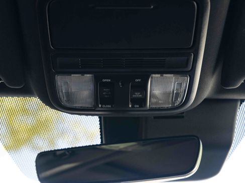 Used 2022 Honda Passport TrailSport image 36
