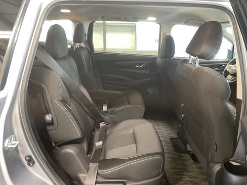 Used 2024 Subaru Ascent Premium w/ Convenience Package image 20