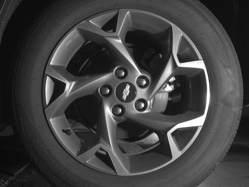 Used 2025 Chevrolet Trax LT w/ LT Convenience Package image 14