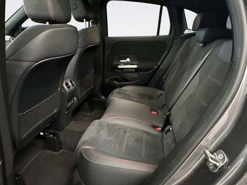 Certified 2025 Mercedes-Benz GLA 250 4MATIC image 13