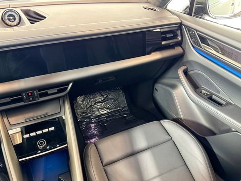 Certified 2024 Porsche Macan Turbo Electric image 21