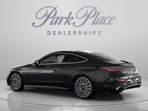 Used 2025 Mercedes-Benz CLE 300 4MATIC Coupe image 9