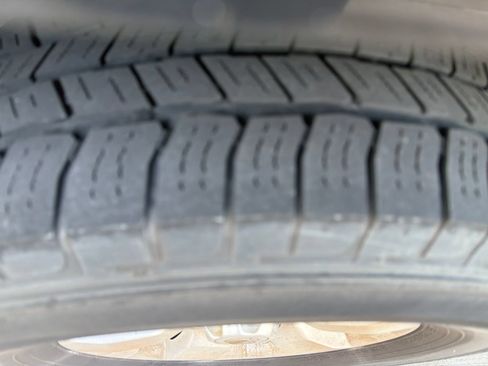 Used 2011 Nissan Xterra S RWD image 3
