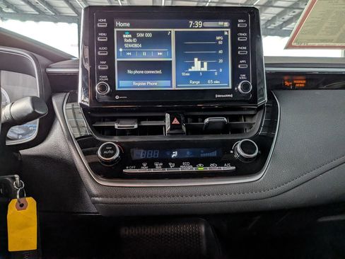 Certified 2021 Toyota Corolla SE FWD image 19