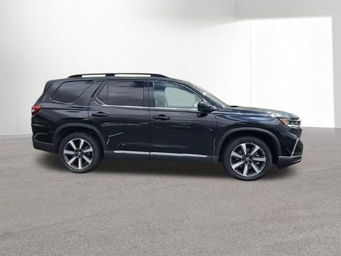 Used 2024 Honda Pilot Elite image 10