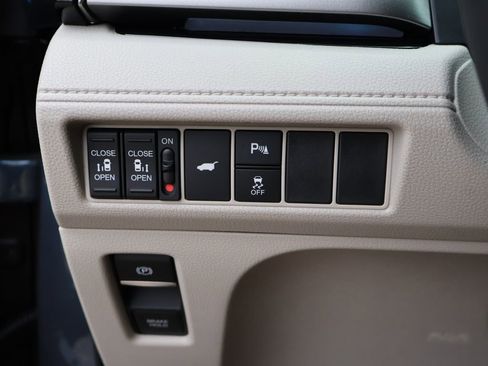 New 2026 Honda Odyssey Touring image 40
