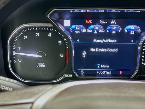 Used 2021 GMC Yukon Denali w/ LPO, Illumination Package RWD image 12