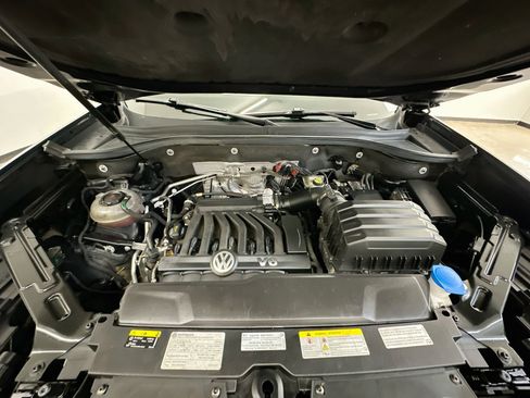 Used 2021 Volkswagen Atlas Cross Sport SEL Premium R-Line AWD/4WD image 36