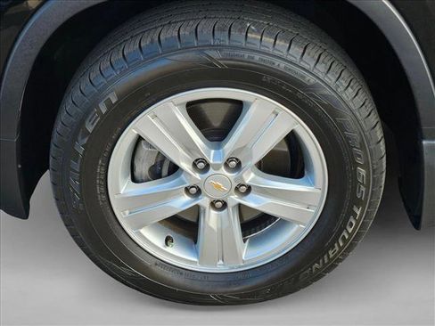 Used 2021 Chevrolet Trax LS w/ LPO, Protection Package image 21