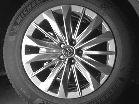 Used 2025 MAZDA CX-90 3.3 Turbo w/ Preferred Package image 13