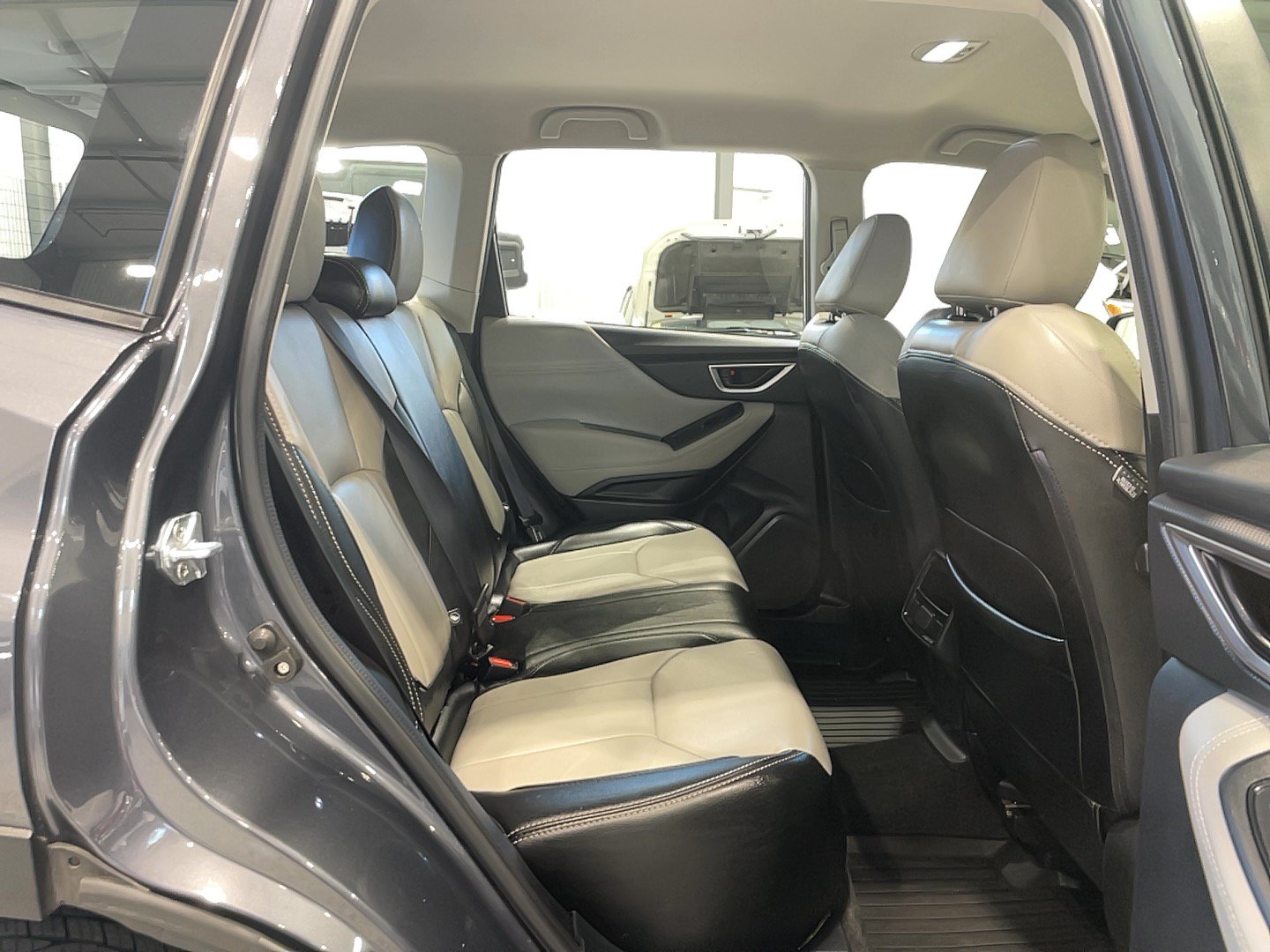 Used 2023 Subaru Forester AWD/4WD image 9