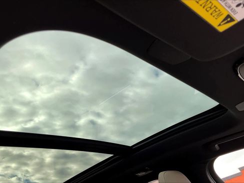 New 2026 Volvo XC90 B6 Plus w/ Protection Package Premier image 30