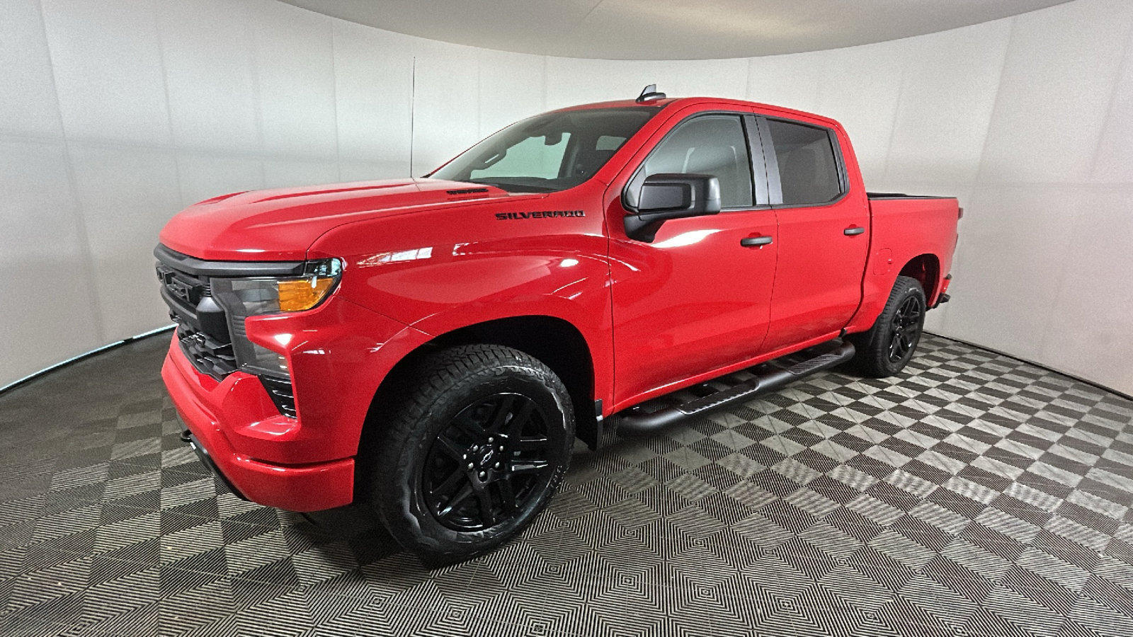 Used 2026 Chevrolet Silverado 1500 Custom w/ Turbomax Blackout Package RWD image 8