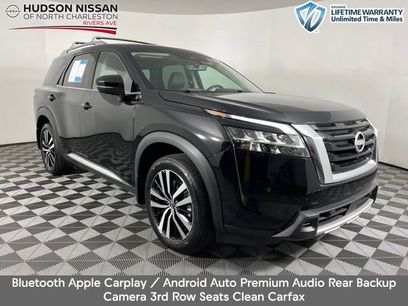 Used 2024 Nissan Pathfinder Platinum w/ Cargo Package