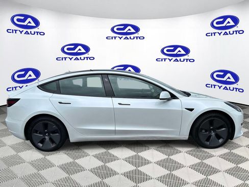 Used 2023 Tesla Model 3 Standard Range RWD image 2