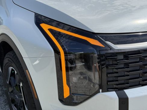 New 2026 Kia Sportage S image 10