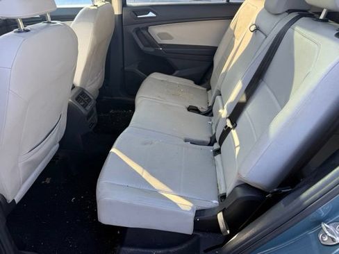 Used 2020 Volkswagen Tiguan SE w/ Panoramic Sunroof Package AWD/4WD image 13